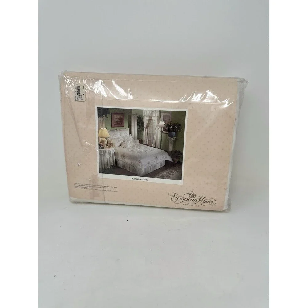 Victorian Rose Comfort Cover Cloth Set ‎ NEW